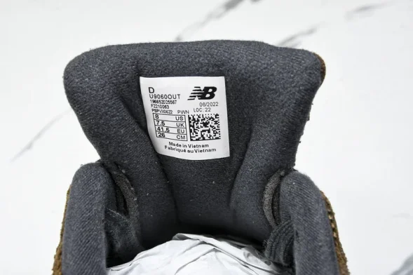 New Balance 9060 U9060OUT 