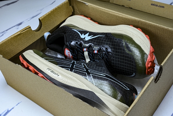 Asics Trabuco Max 3 1011B800-002 