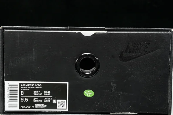 Nike Air Max 95 x Comme Des Garcons CDG CU8406-101 