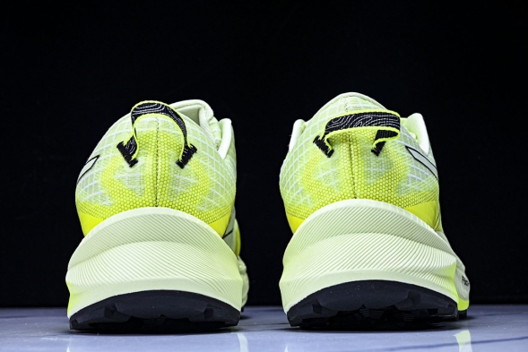 Asics Trabuco Max 3 1011B800-300 