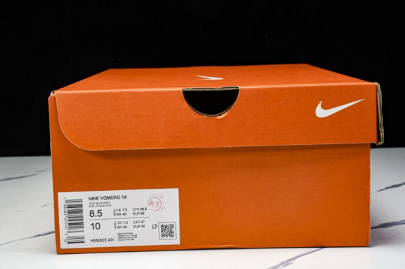 Nike Air ZoomX Vomero 18 HM6803-401 