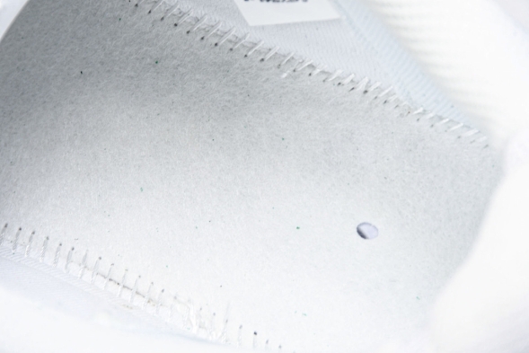 Nike ACG Mountain Fly 2 Low SP FZ3311 100 