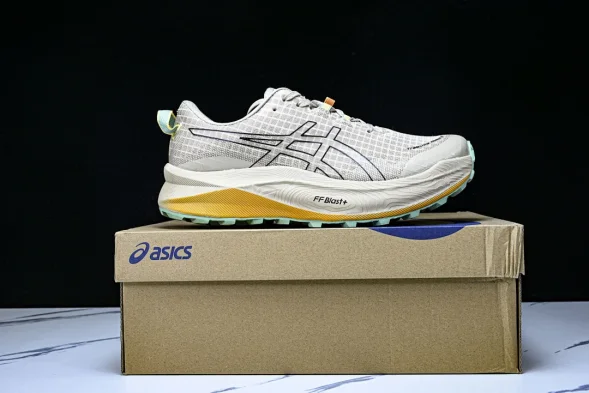 Asics Trabuco Max 3 1011B800-020 