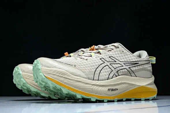 Asics Trabuco Max 3 1011B800-020 