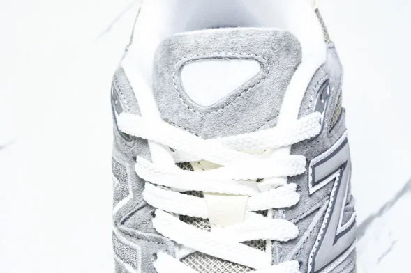 New Balance 9060 U9060LBA 
