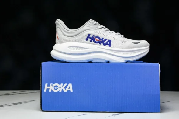 HOKA Bondi 9 1162011 CYLT 