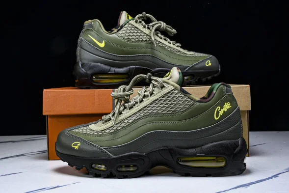 Nike Air Max 95 x Corteiz FB2709 300 