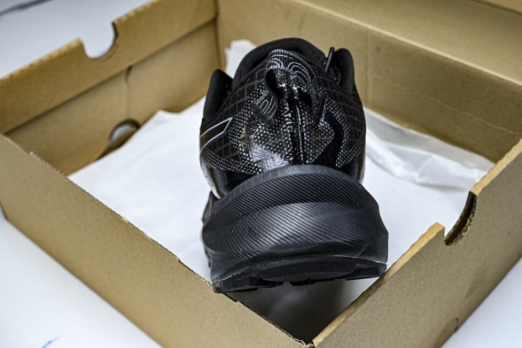 Asics Trabuco Max 3 1011B800-100 