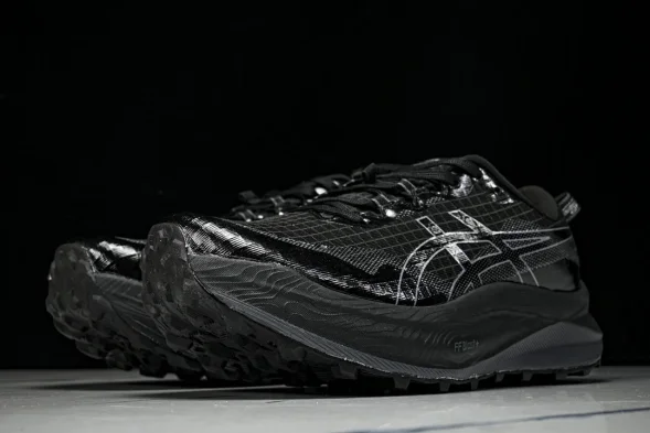 Asics Trabuco Max 3 1011B800-100 