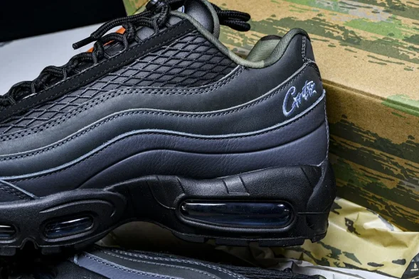 Nike Air Max 95 x Corteiz FB2709 002 