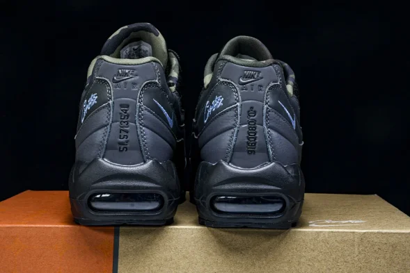Nike Air Max 95 x Corteiz FB2709 002 
