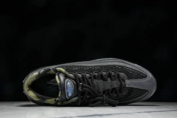 Nike Air Max 95 x Corteiz FB2709 002 