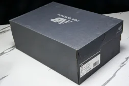 New Balance 9060 U9060ZGE