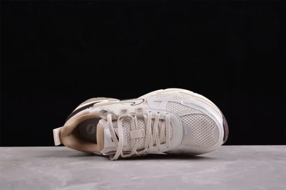 Nike V2K Runtekk Run FD0736-103 