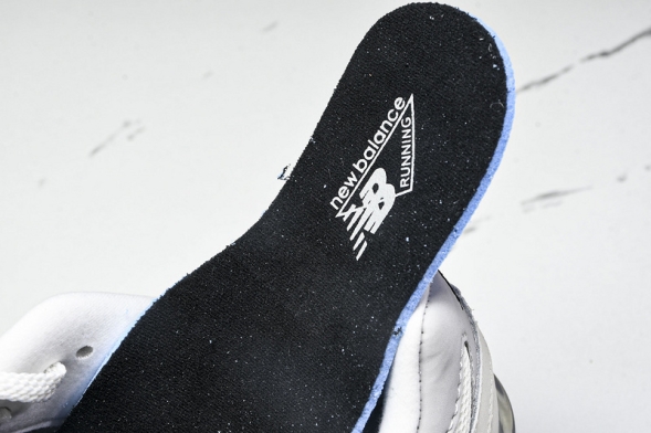 New Balance 9060 U9060ZGF 