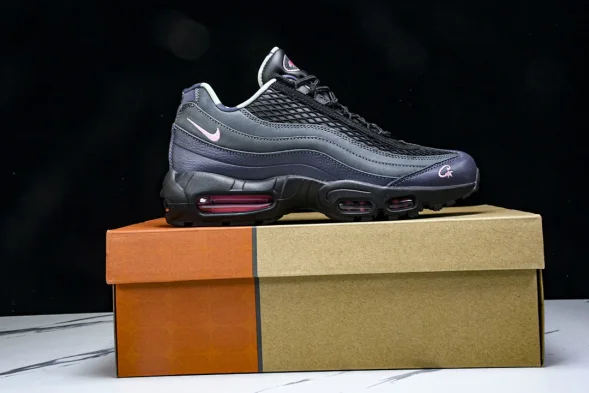 Nike Air Max 95 x Corteiz FB2709-001 